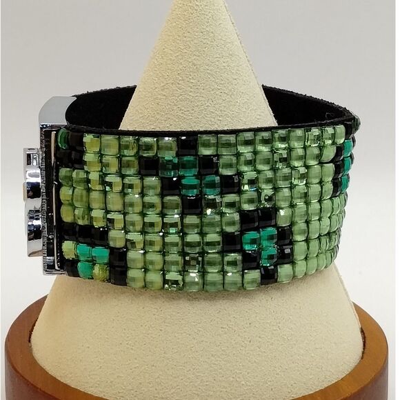 Vintage Wide Statement Rhinestone Wrap Bracelet with Large Heart Fold Over Clasp - Picture 3 of 6